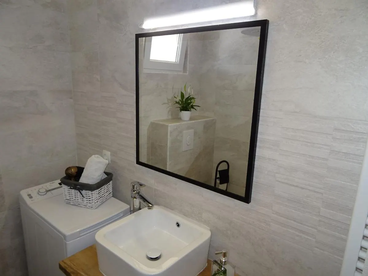 Luka'S Arena View Apartamento Pula 0*,  Croacia